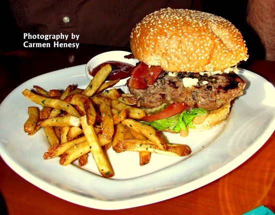 San Pedro Square Bistro & Wine Bar